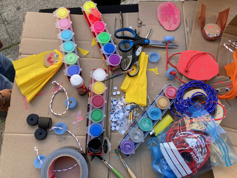 atelier marionnettes recyclées